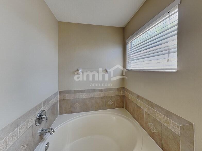 Building Photo - 13011 Avalon Crest Ct