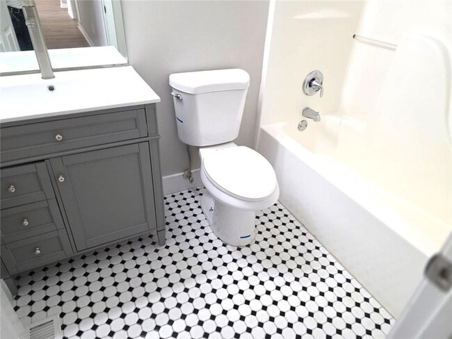 Building Photo - 1521 Wynfield Dr