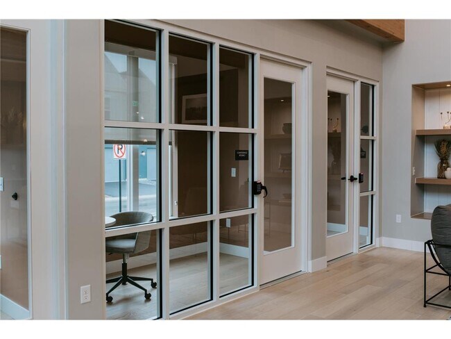 Building Photo - 15350 105th Ave N