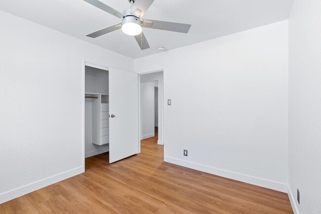 Building Photo - 4 bed/ 3 bath Single-Family Home in North ...