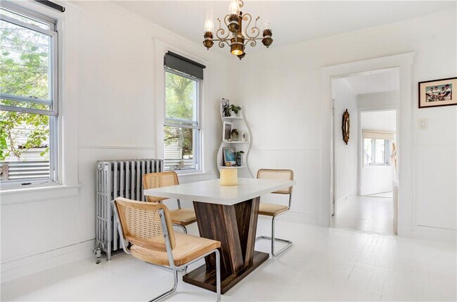 Building Photo - 3-36 Beach 88th St