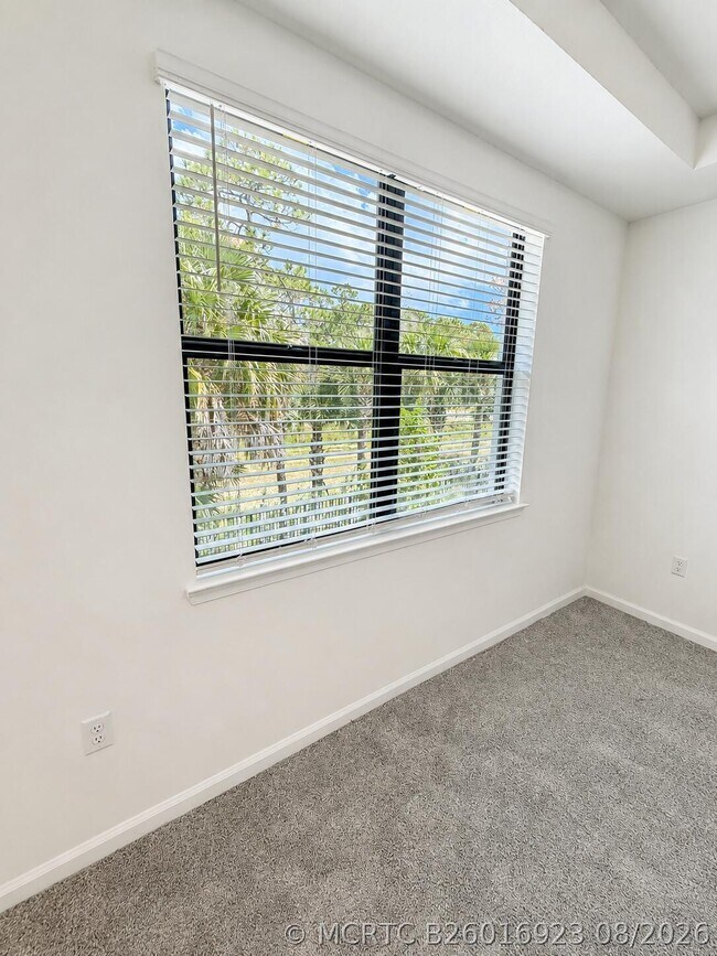 Building Photo - 4333 Efendi Dr