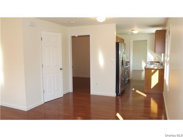 Building Photo - 809 Mt Airy Rd