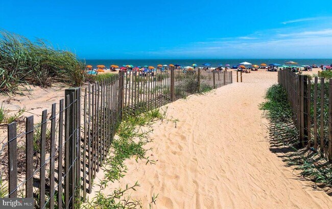 Building Photo - 11 91st St