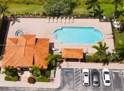 Building Photo - 642 SW 106th Ave