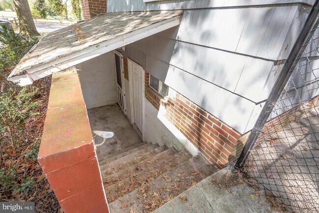 Building Photo - 731 Richwil Dr