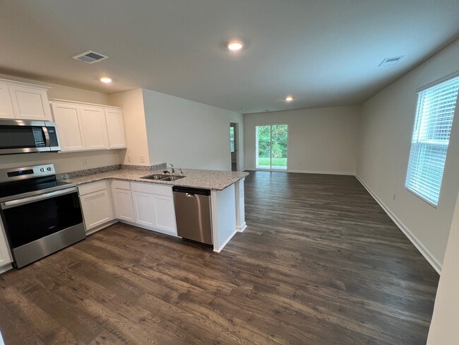Building Photo - 336 Arrowhead Dr