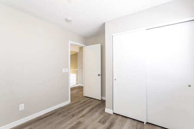 Building Photo - 8011 S Orchestra Ave