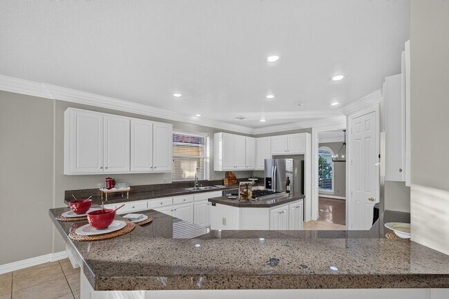 Building Photo - 13511 Indigo Lake