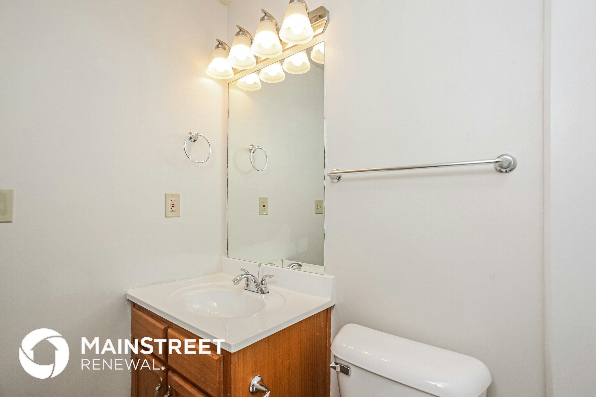 Building Photo - 7605 Davis Pkwy