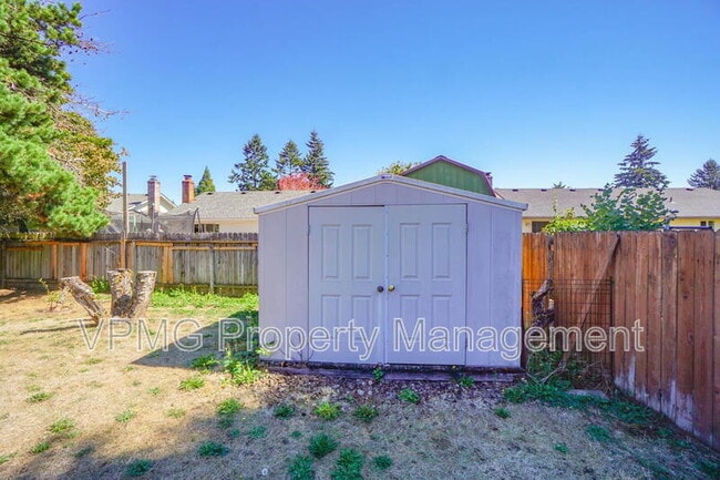 Building Photo - 3107 NE 148th Ave