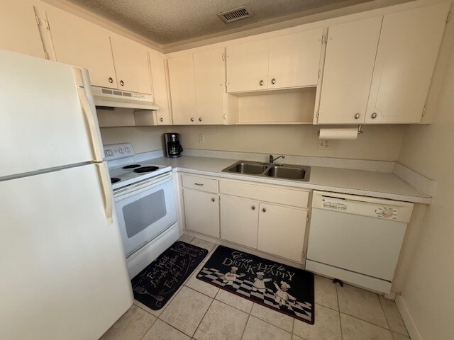 Building Photo - 2800 Indian River Blvd