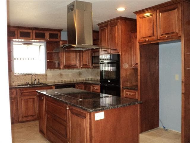 Building Photo - 4617 Catclaw Dr