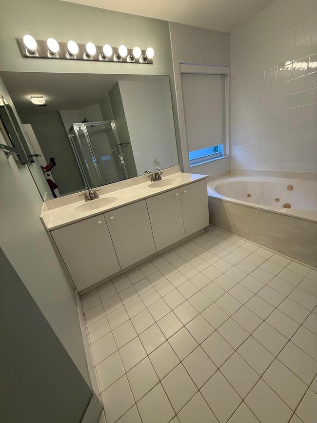 Building Photo - 15258 SW 51st St