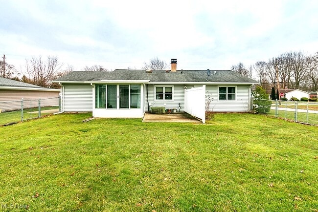 Building Photo - 6330 Cumberland Dr