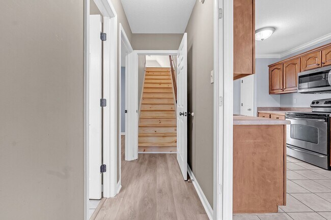 Building Photo - Charming Arlington Home with Modern Upgrades