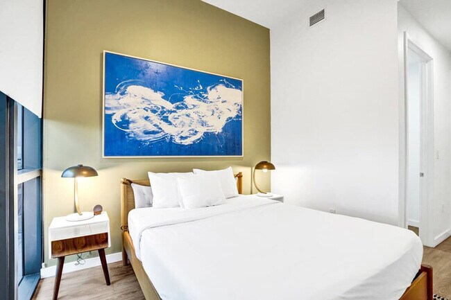 Building Photo - 1220 17th St