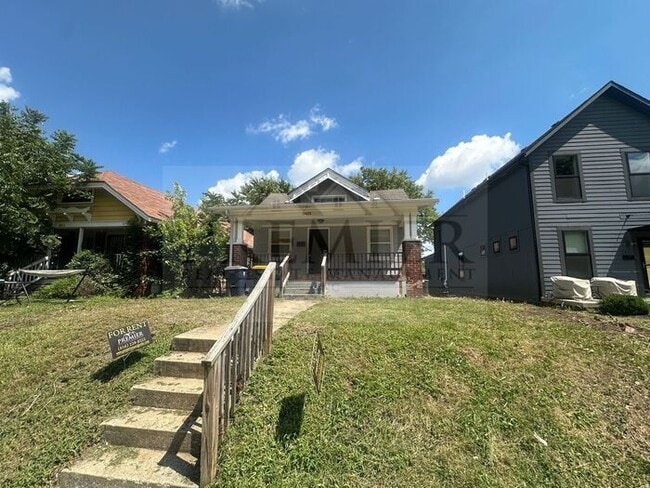 Primary Photo - 5435 Lydia Ave