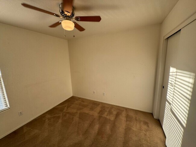 Building Photo - Willis Ranch Home in Chandler