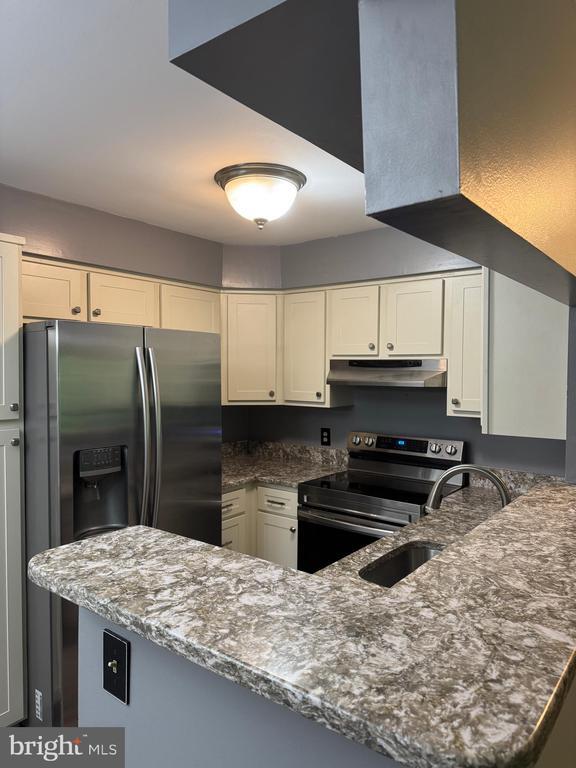 Building Photo - 11717 Karbon Hill Ct
