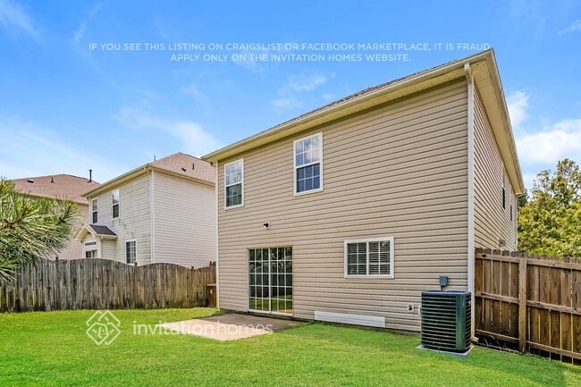 Building Photo - 325 Palmdale Ct