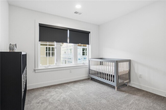 Building Photo - 4009 Cottage Wy