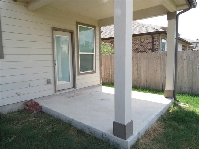 Building Photo - 17100 Gibbons Path