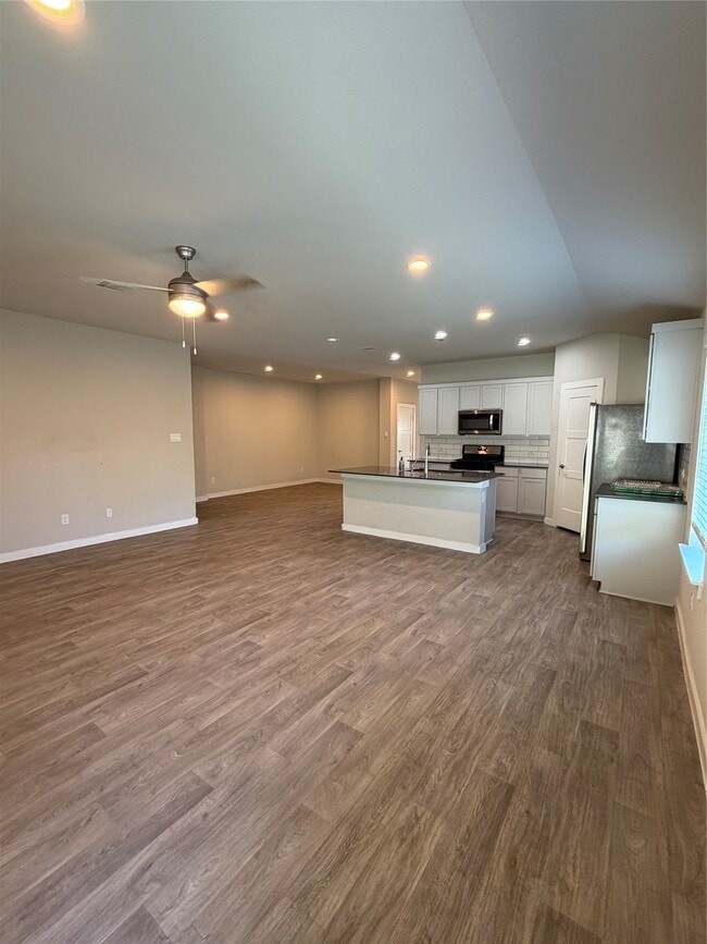Building Photo - 12378 New River Trl