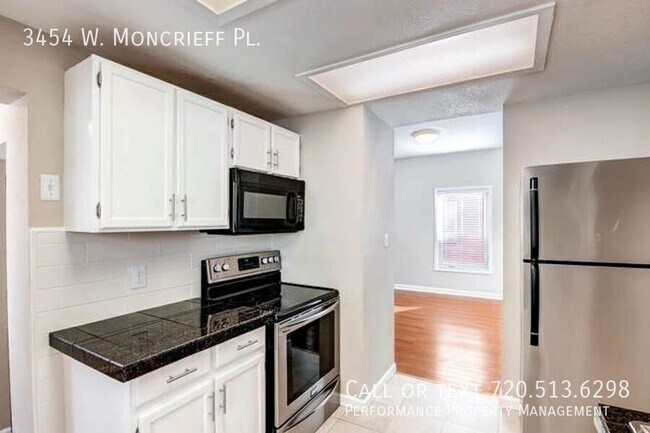 Building Photo - 3454 W Moncrieff Pl