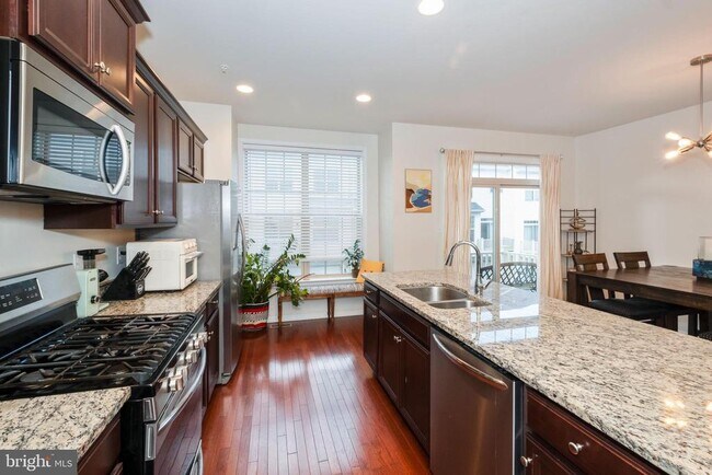 Building Photo - 9519 Smithview Pl
