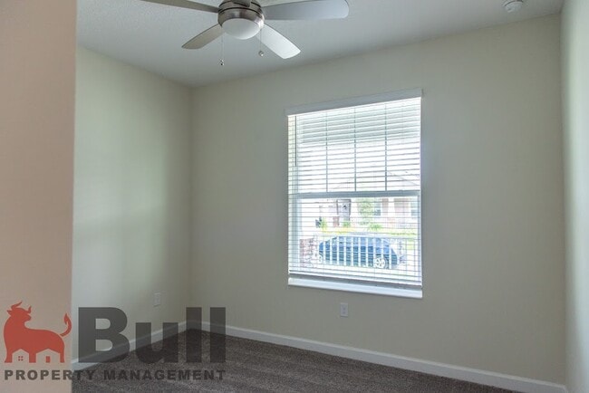 Building Photo - 11808 Campfire Story Ln