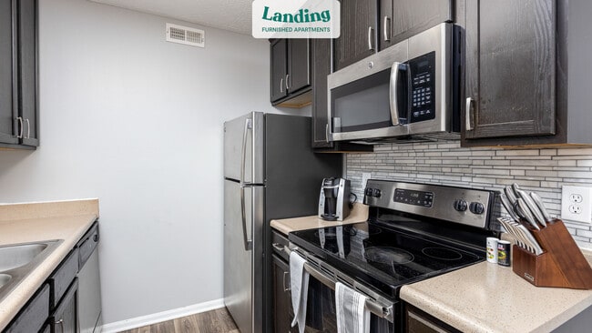 Building Photo - 1038 Bayridge Dr