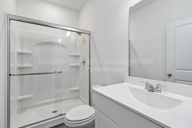 Building Photo - 14374 Palm Ridge