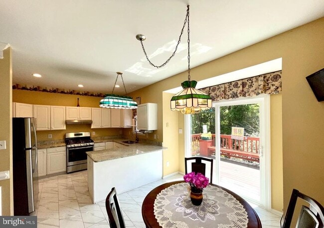 Building Photo - 45439 Baggett Terrace