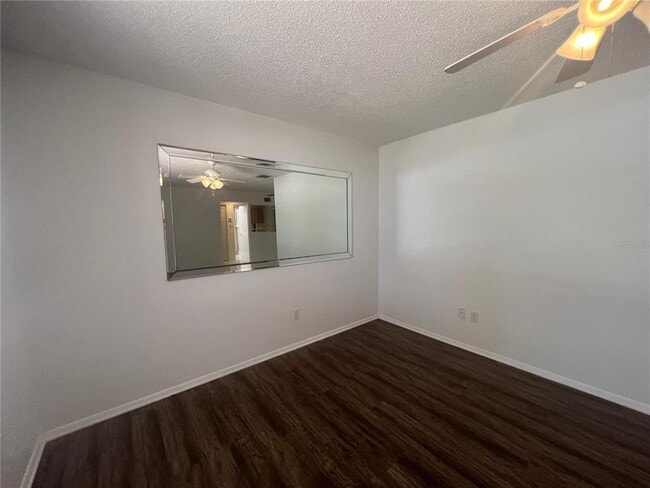 Building Photo - 8250 Lombra Ave