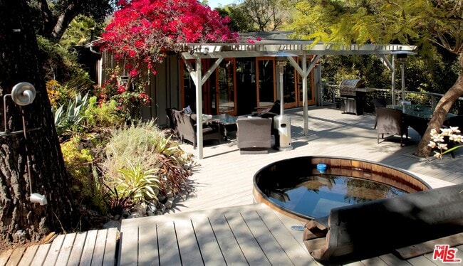 Building Photo - 10416 Corfu Ln