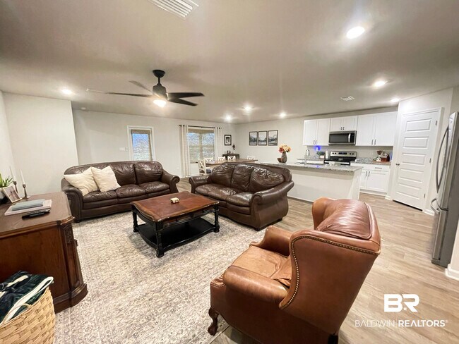 Building Photo - 11198 Elemis Dr