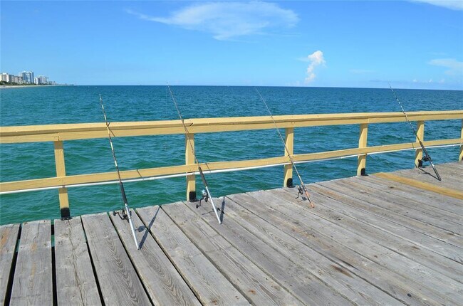 Building Photo - 5200 N Ocean Blvd