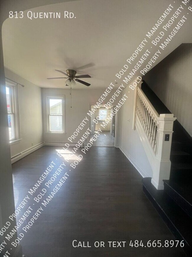 Building Photo - 813 Quentin Rd