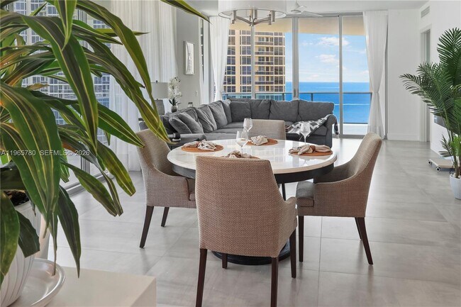 Building Photo - 17550 Collins Ave