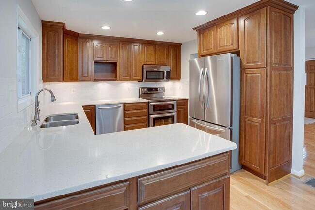 Building Photo - 12026 Waples Mill Rd