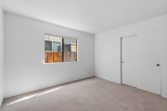 Building Photo - 1387 Xavier Ave