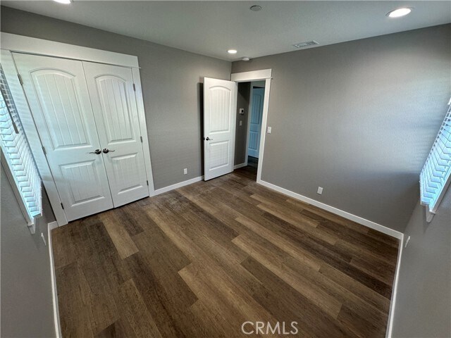 Building Photo - 211 N Parker St
