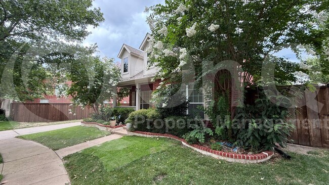 Building Photo - 9584 Park Garden Dr