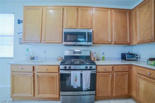 Building Photo - 11231 Tribiani Ave