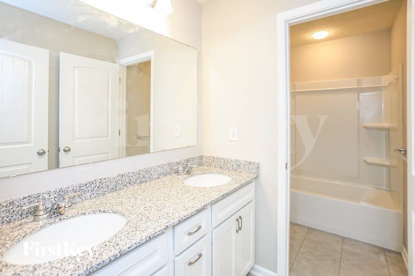Building Photo - 6640 Harvest Moon Ln