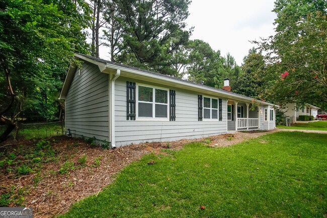 Building Photo - 3075 Palomino Dr