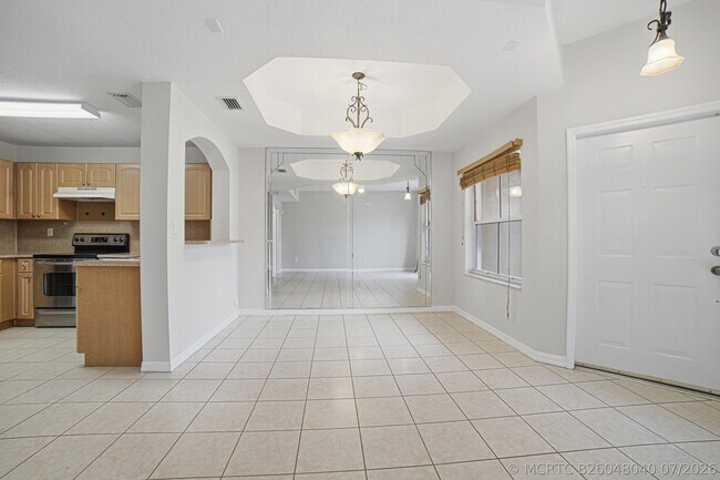 Building Photo - 765 SW 107th Ave