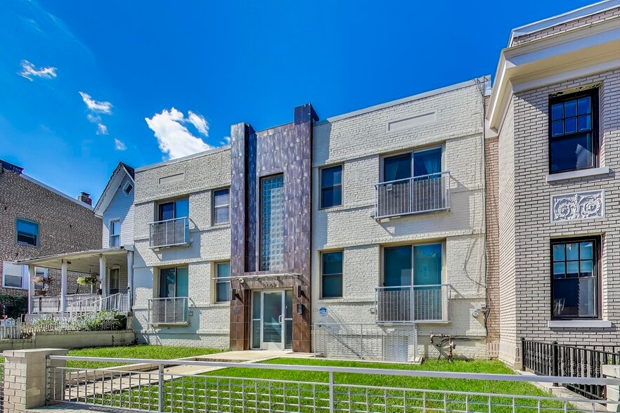 Building Photo - 3602 Rock Creek Church Rd NW