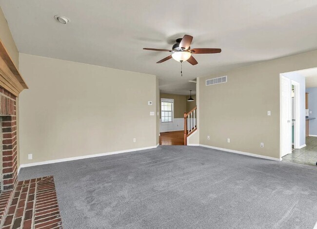 Building Photo - 709 Indigo Dr